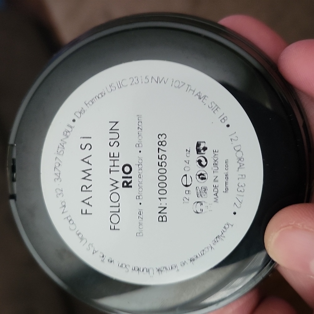 Bronzing Powder - Picture 3 of 4